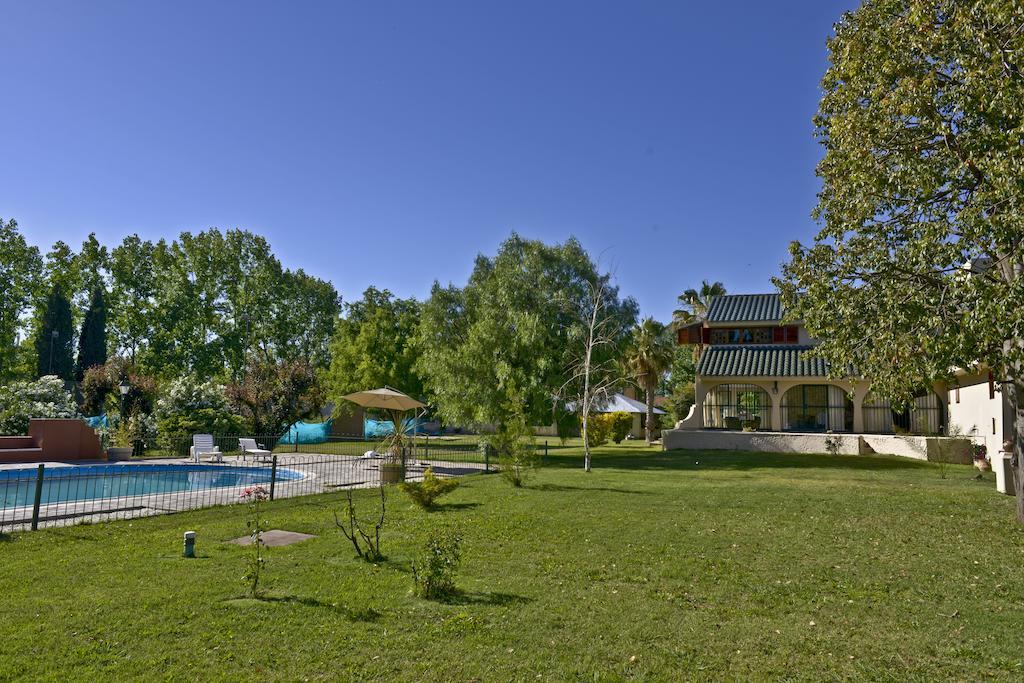 Villa Los Sauces Chacras de Coria Exterior foto